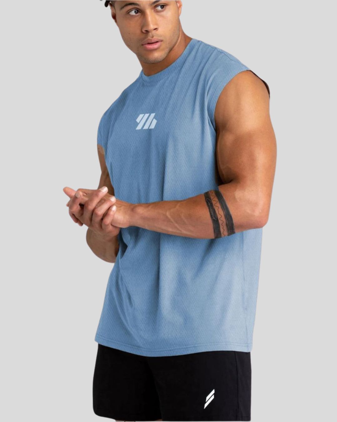 גופיית רשת בצבעים