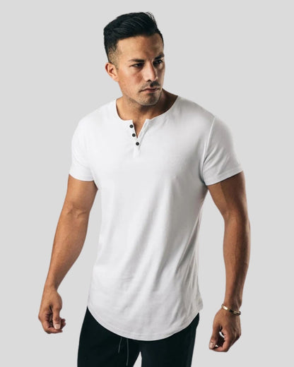 החולצה המבליטה צווארון אישי בצבעים