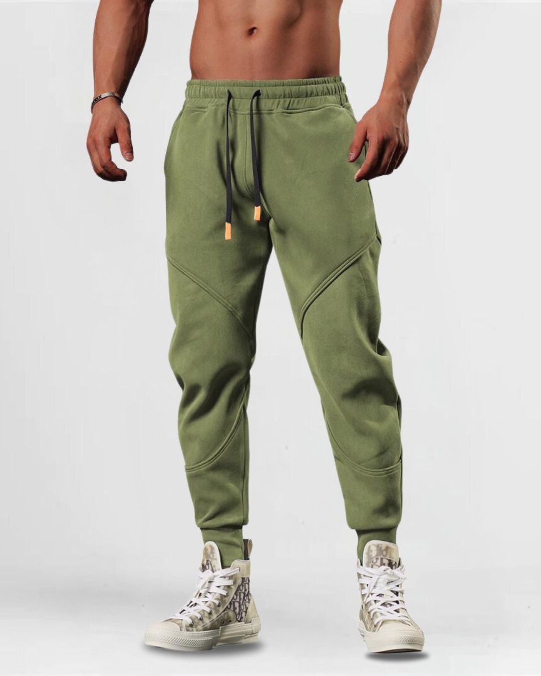 מכנסי Jogger Hot מבית DrawnBody - בד תרמי יחודי