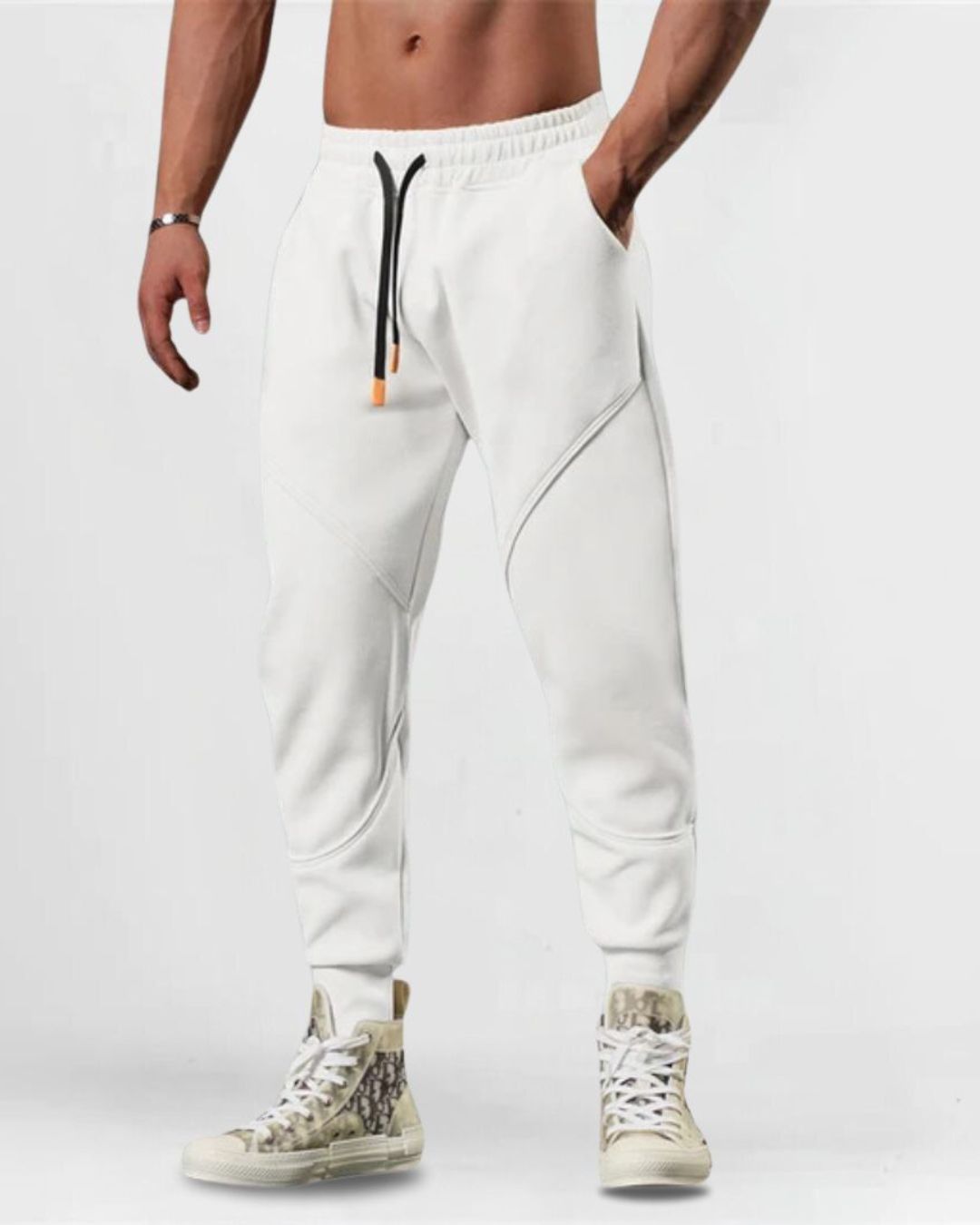 מכנסי Jogger Hot מבית DrawnBody - בד תרמי יחודי